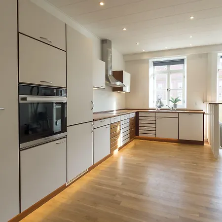 Lejlighedshotel Center Penthouse 4*