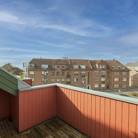 Center Penthouse Lejlighedshotel 4*